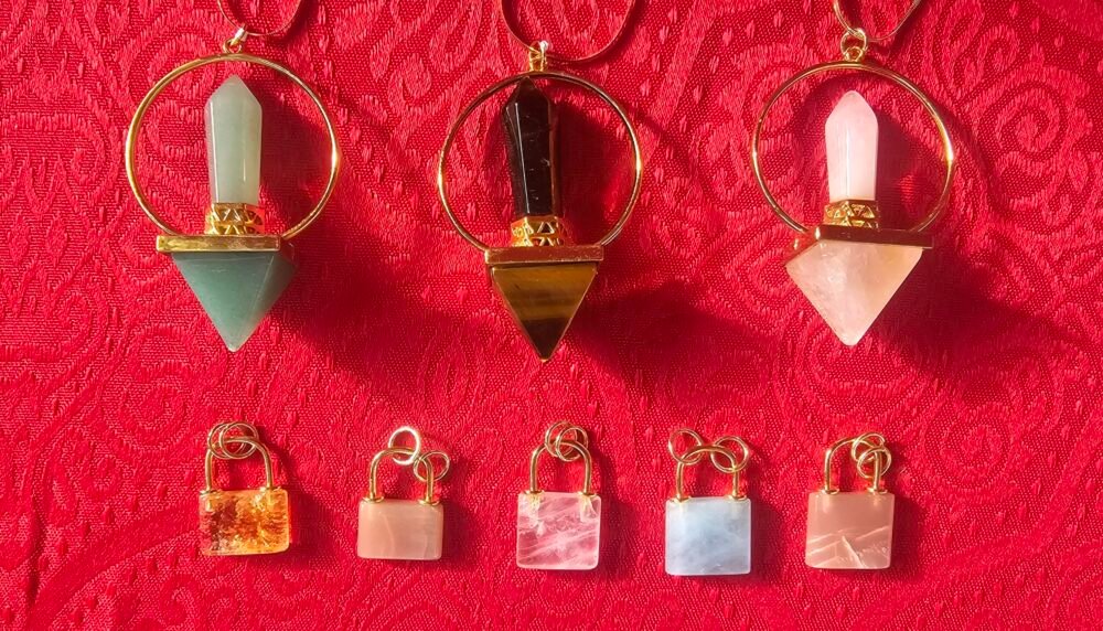 PENDENTIFSPOINTESETCADENAS